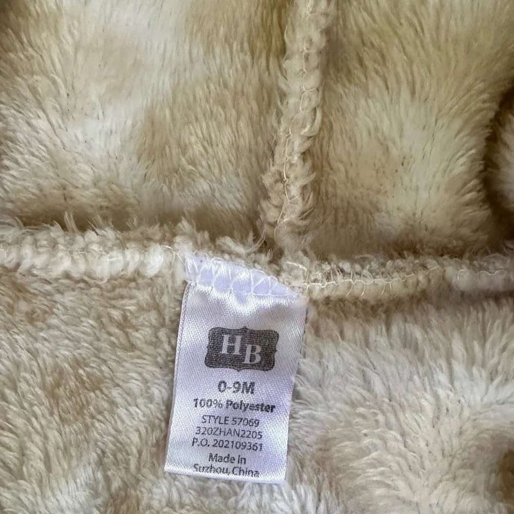 Adorable Soft Fuzzy Hooded Giraffe Robe Costume or Swim Cover Up ~ 0-9 Mos.